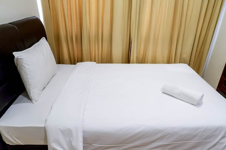 Spacious High Floor 2br At Taman Beverly Apartment
