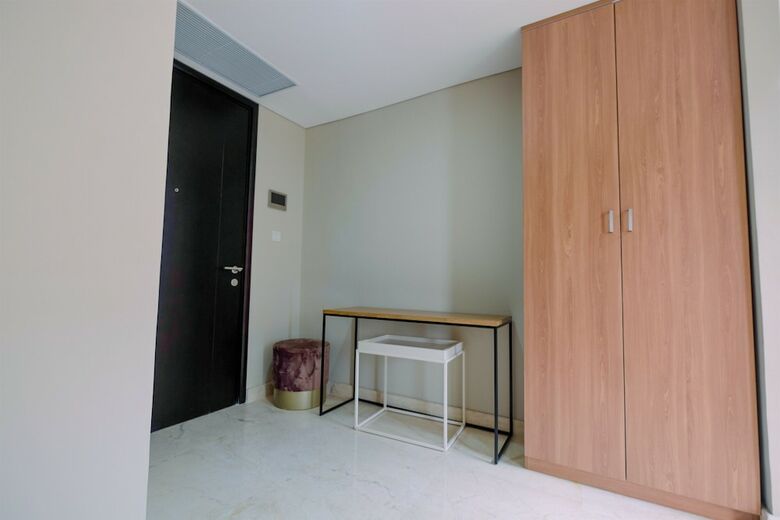 Luxury 2br + 1br At Ciputra World 2 Apartment
