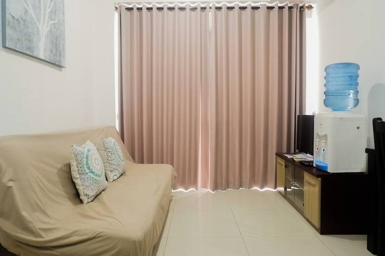 Homey And Comfy 2br Apartment At Waterplace Residence