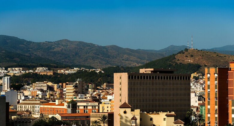 Modern 2 Bd Apartment With Private Terrace. Eslava Terrace