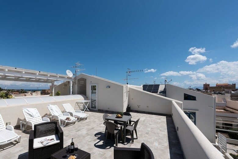 I Tre Golfi Isule Apartments Quadrilocale Primo Piano