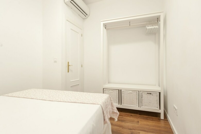Apartamentos Gran V�a VI
