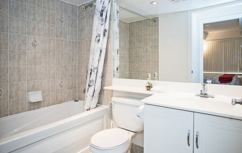 Galaxy Suites - Icon Toronto