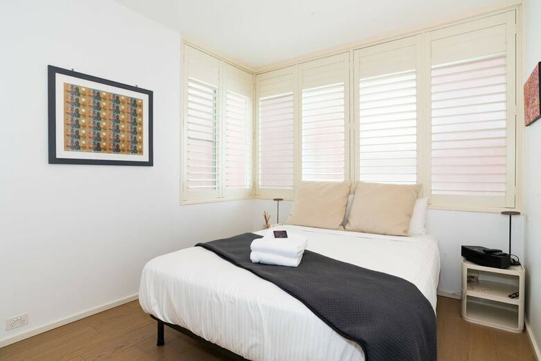 2 Bedroom Apartment With Bay View