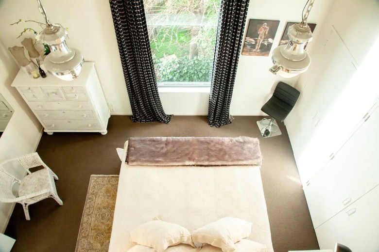 Bright 2 Bedroom Townhouse In Central Parnell