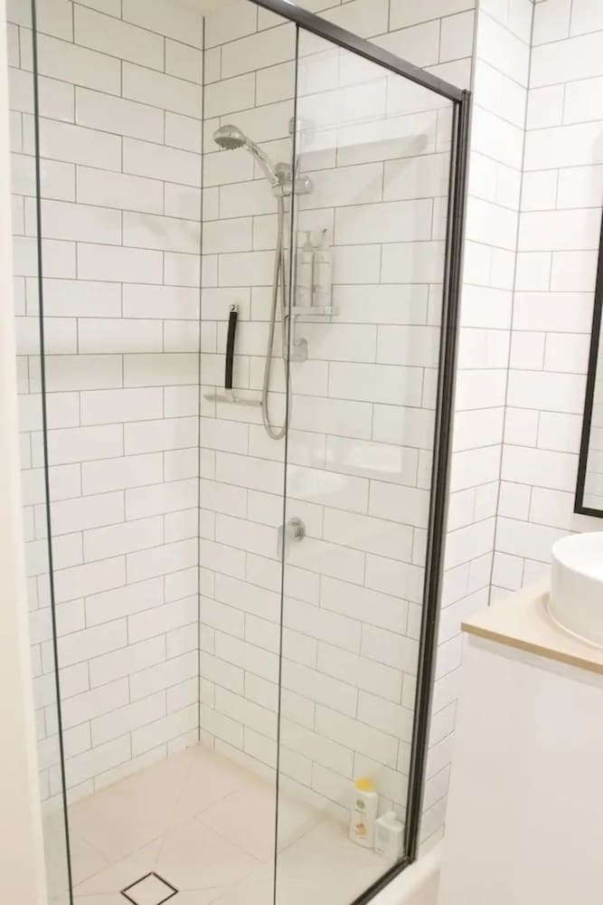 Charming 2 Bedroom Apartment In Richmond Close To Mcg