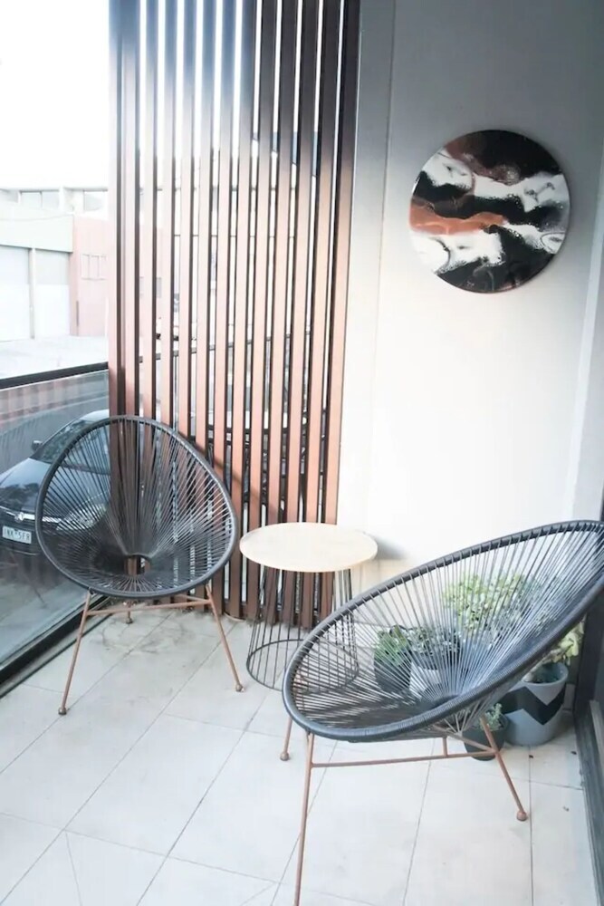 Charming 2 Bedroom Apartment In Richmond Close To Mcg