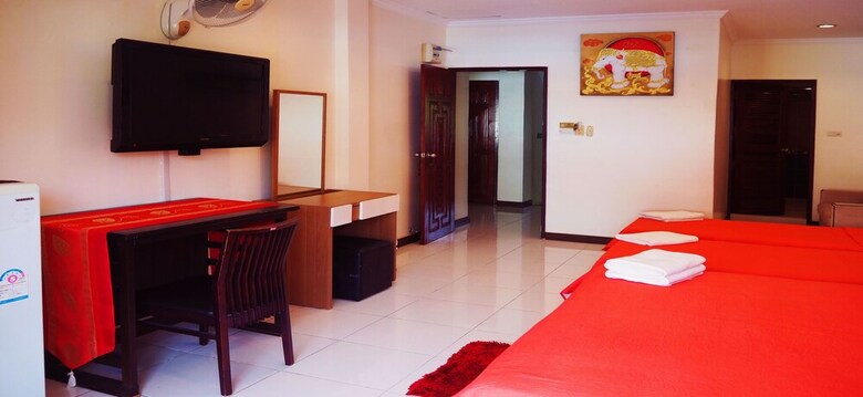 Hotel Sky Silk Decoration House