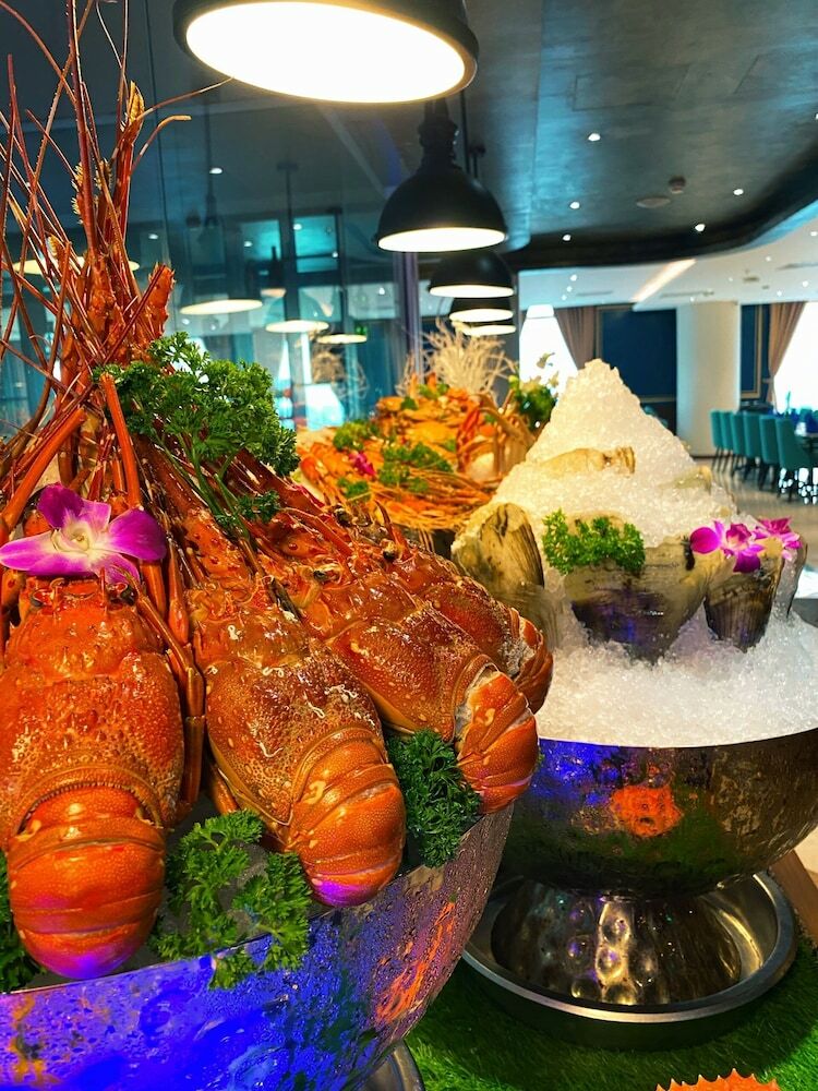 La Vela Saigon Hotel