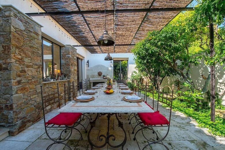 Villa Glamira By The Pearls Collection