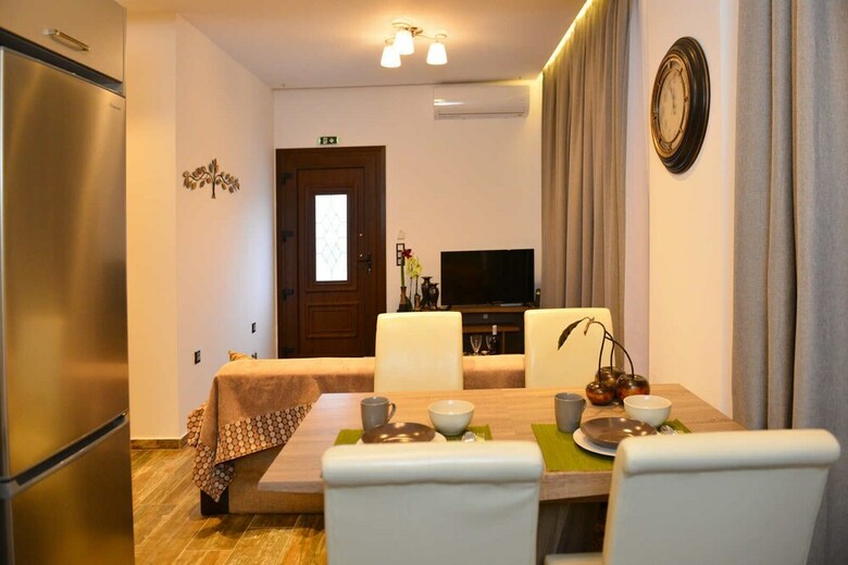 Kolios Hillside Villa