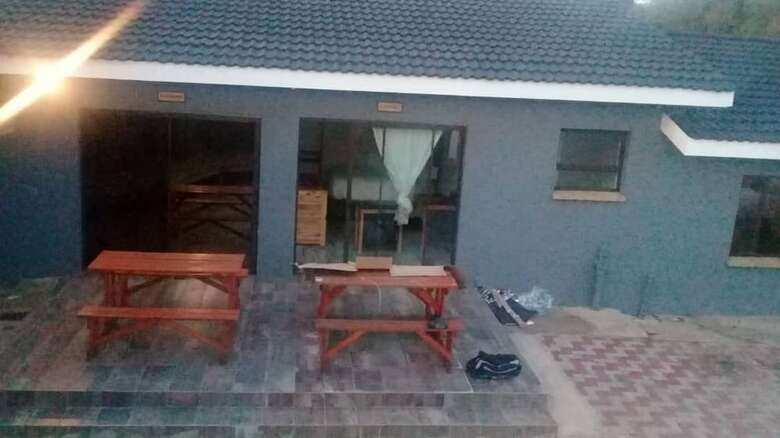 Hotel Lawu Le Ngwenya Guest House