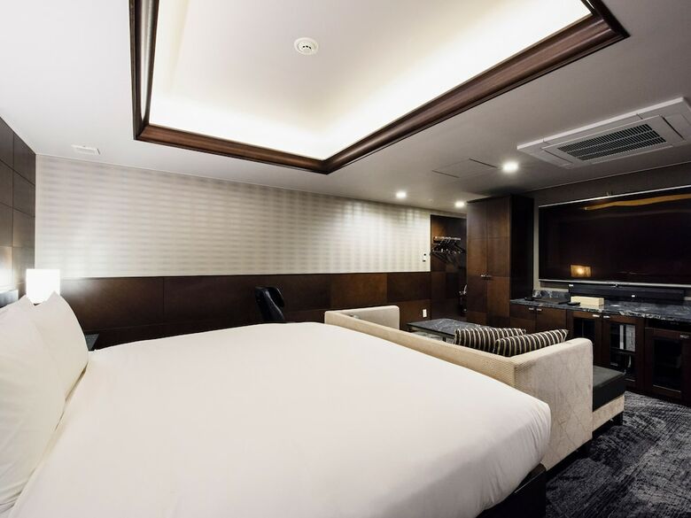 Meguro Holic Hotel