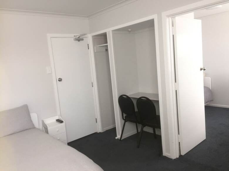 Hostal Kawerau Hotel