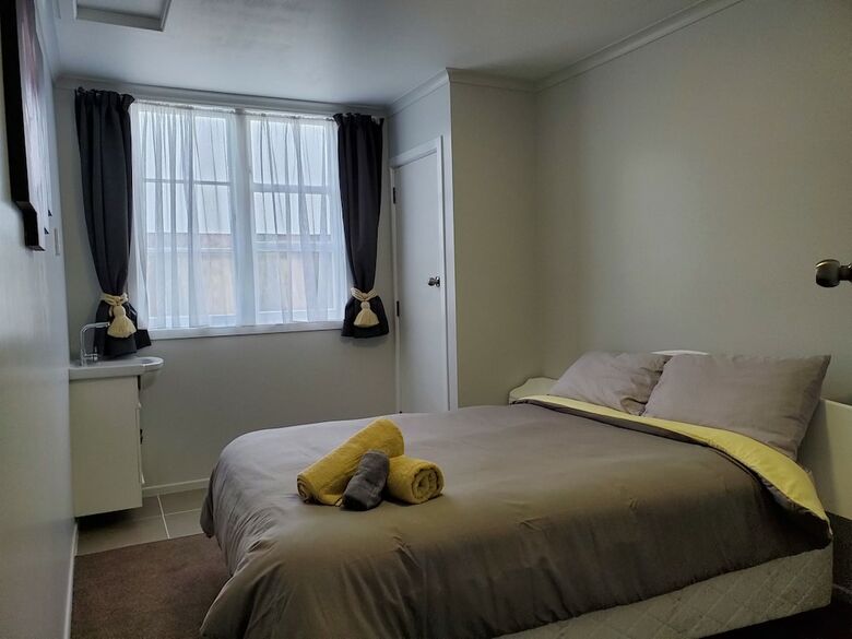 Hostal Kawerau Hotel