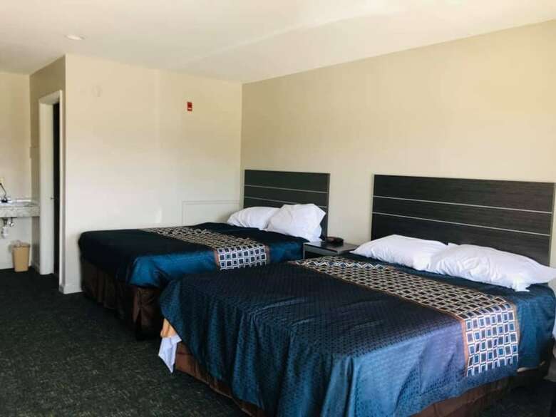 Motel Crossroad's Inn