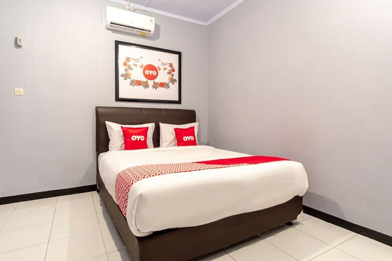 Hotel Oyo 1668 Yvel Homestay