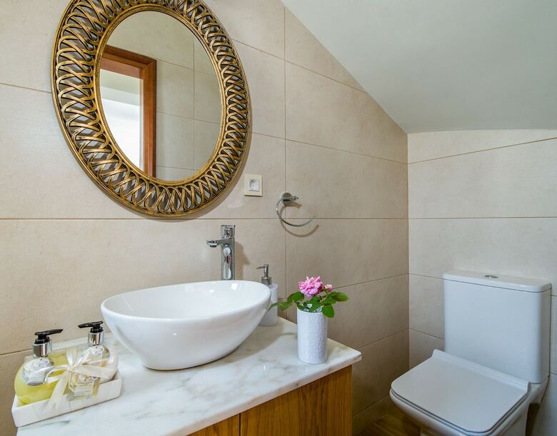 Villa Koutalas - Majestic Sunsets Over The Pool