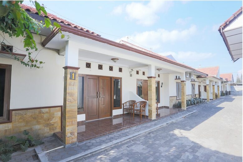 Hotel Oyo 1680 Dahlia Guesthouse