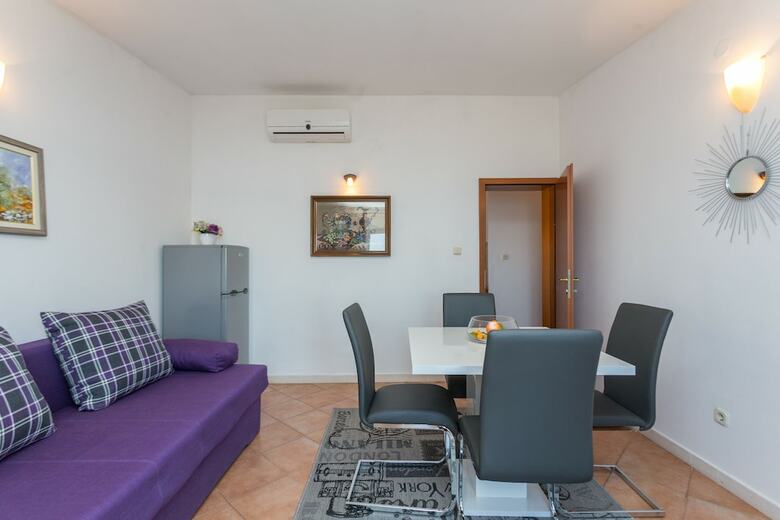 Apartments Nautilus Orasac