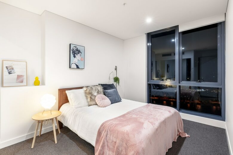 Southport Apartment