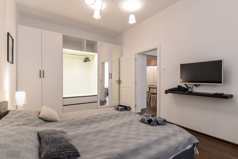 Fm Luxury 2-bdr Apartment - Geometric