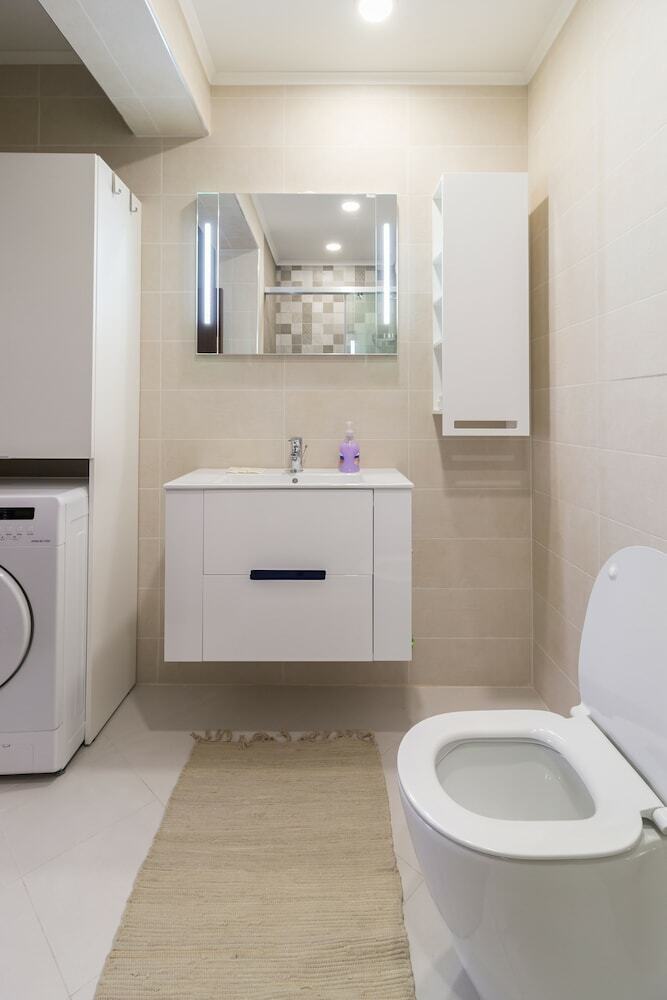 Fm Luxury 1-bdr Apartment - C-o-l-o-r-s