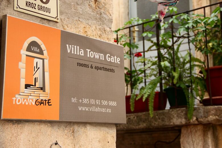 Hotel Villa Town Gate