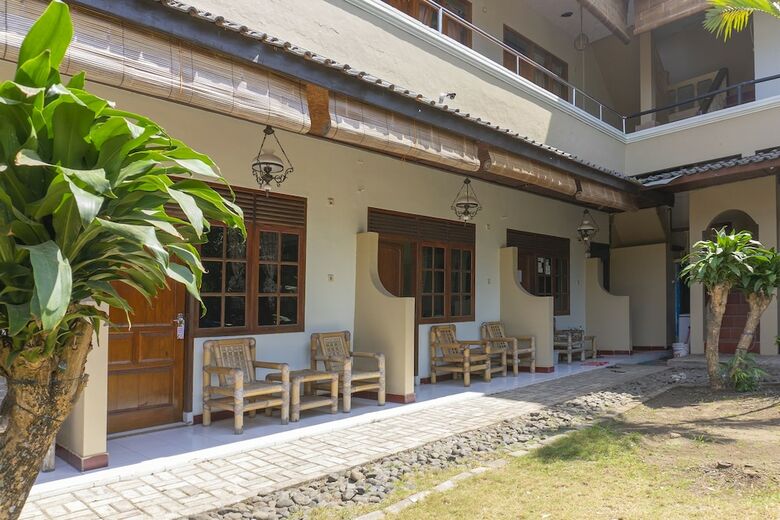 Hostal Oyo 1449 Cahaya Guest House