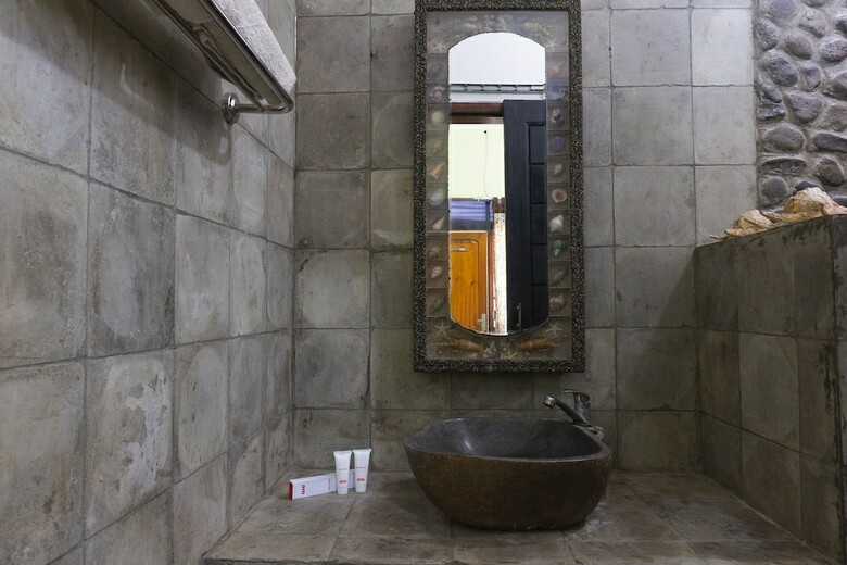 Hostal Oyo 1449 Cahaya Guest House