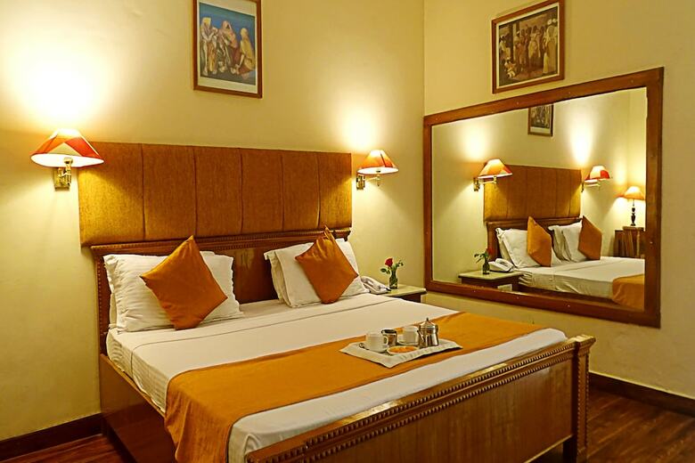 Hotel Pride Kadamb Kunj Resort - Bharatpur