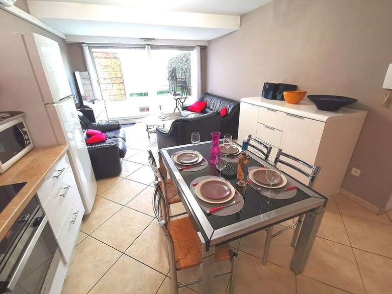 Apartamento 3 P Proche Mer, Calme, Parking, Wifi