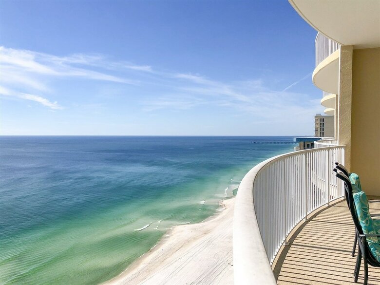 Ocean Villa 2004