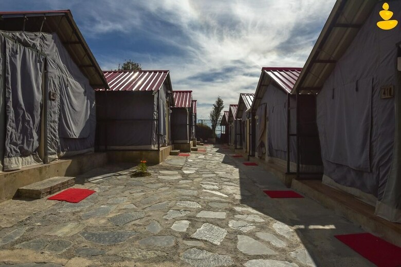 Hotel Livingstone Eco Resort Shimla