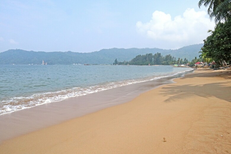 Hostal Oyo 1538 Pesona Beach Travelodge