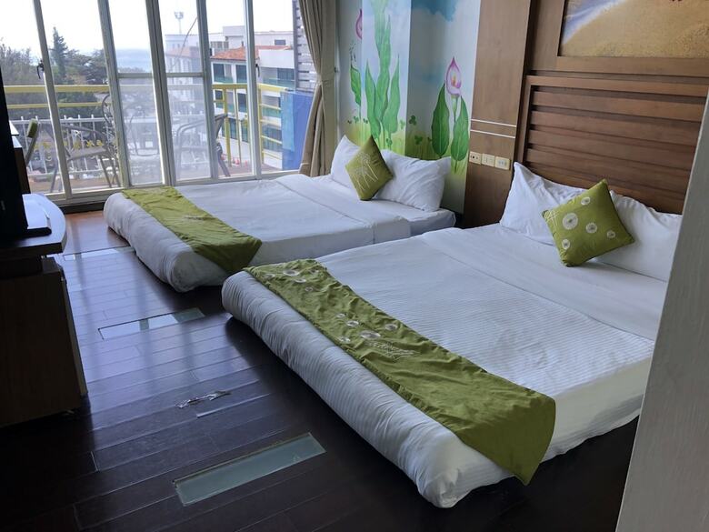 Bed & Breakfast Kenting Golden City Resort Hotel