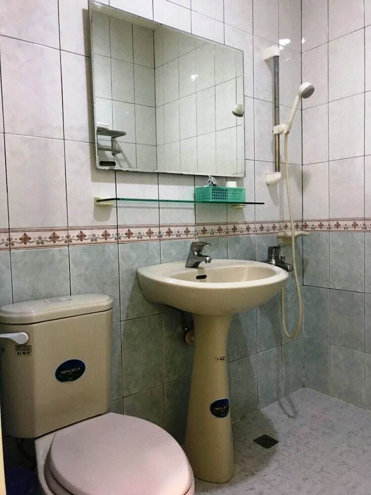Bed & Breakfast Kenting Golden City Resort Hotel