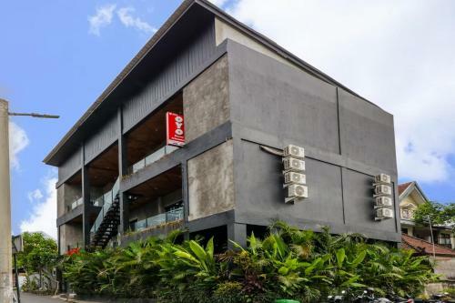 Hotel Oyo 2136 Escotel Krisnantara