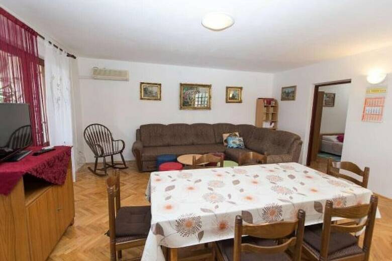 Apartments Ivan