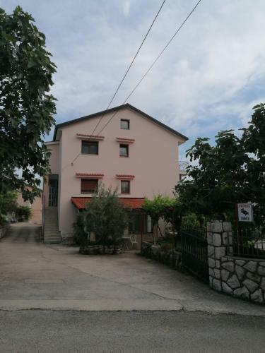 Apartment Lucija