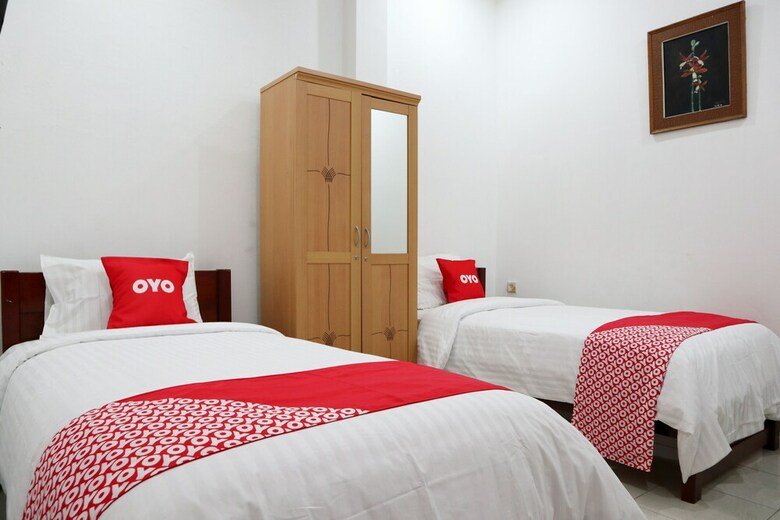 Hotel Oyo 2052 Mutiara Residence