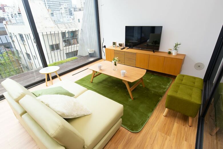 Apartamentos Grass Bldg