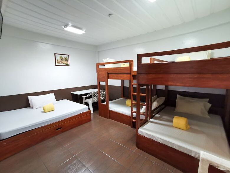 Hotel Pacific Waves Inn Annex