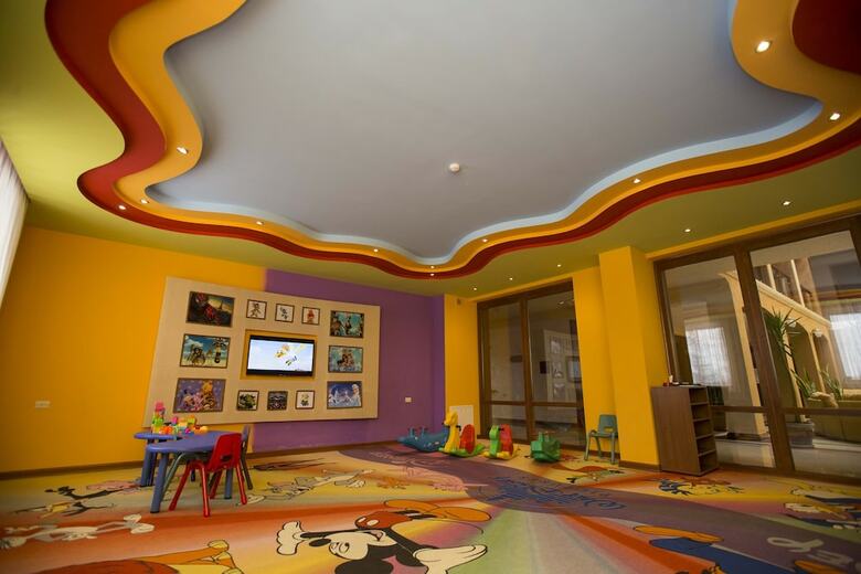 Hotel Russia