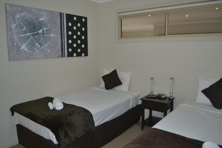 Cypress Waterview Spa Apartment - 37b