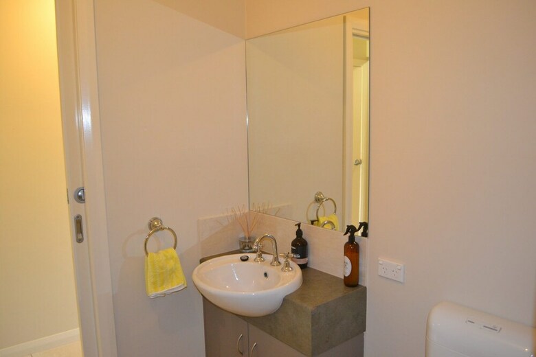 Waterview - 2 Doc Crt