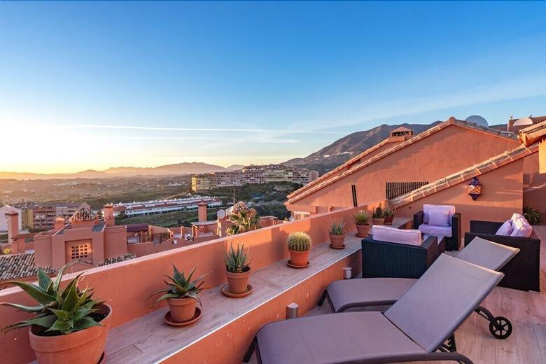 Apartamentos Unbeatable Penthouse In Fuengirola Hills