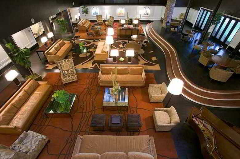 Doubletree Hotel Memphis Downtown