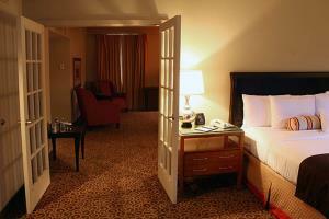Doubletree Hotel Memphis Downtown