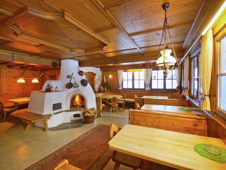 Cozy Chalet In Tyrol Near Ski Area